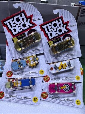 Tech Deck Kids Fingerboard Toy - Assorted Colors (Santa Cruz & The Simpsons)